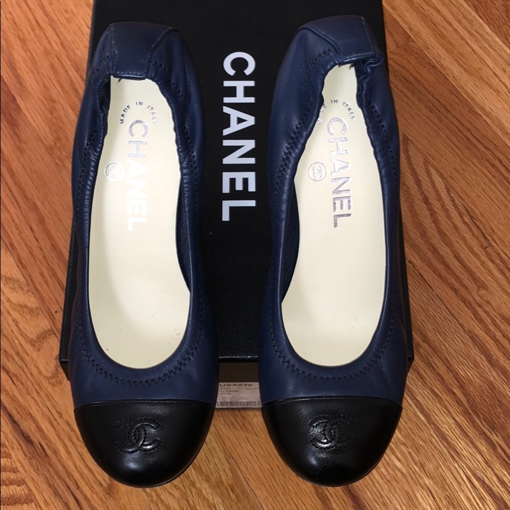 Authentic CHANEL Lambskin Pumps